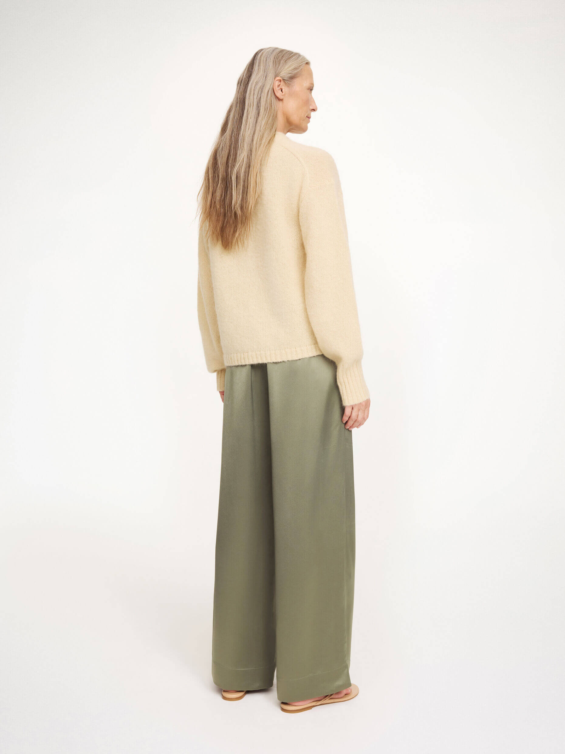 Cabello - Deep Lichen Green