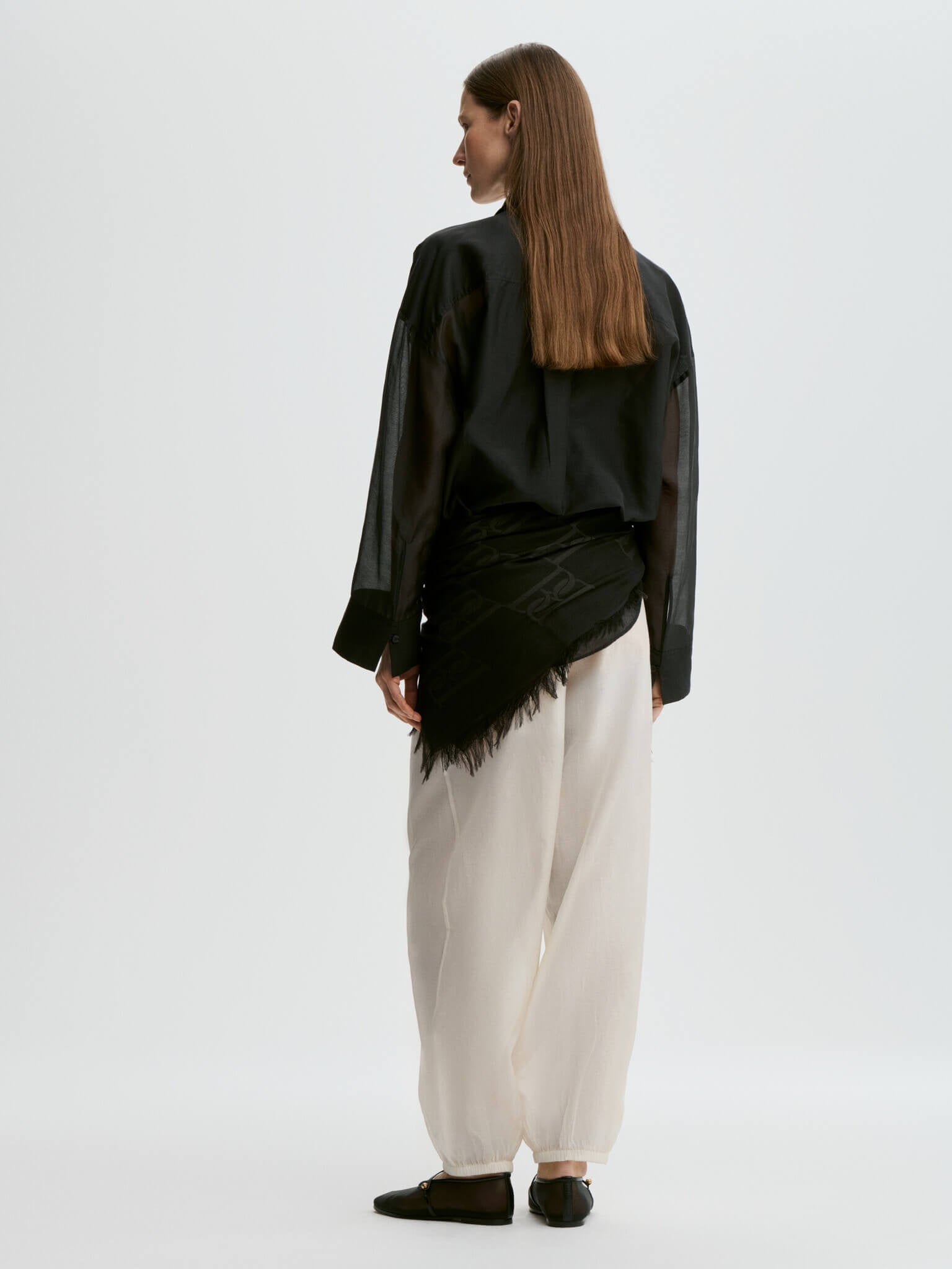 Derris Soft Organza - Black