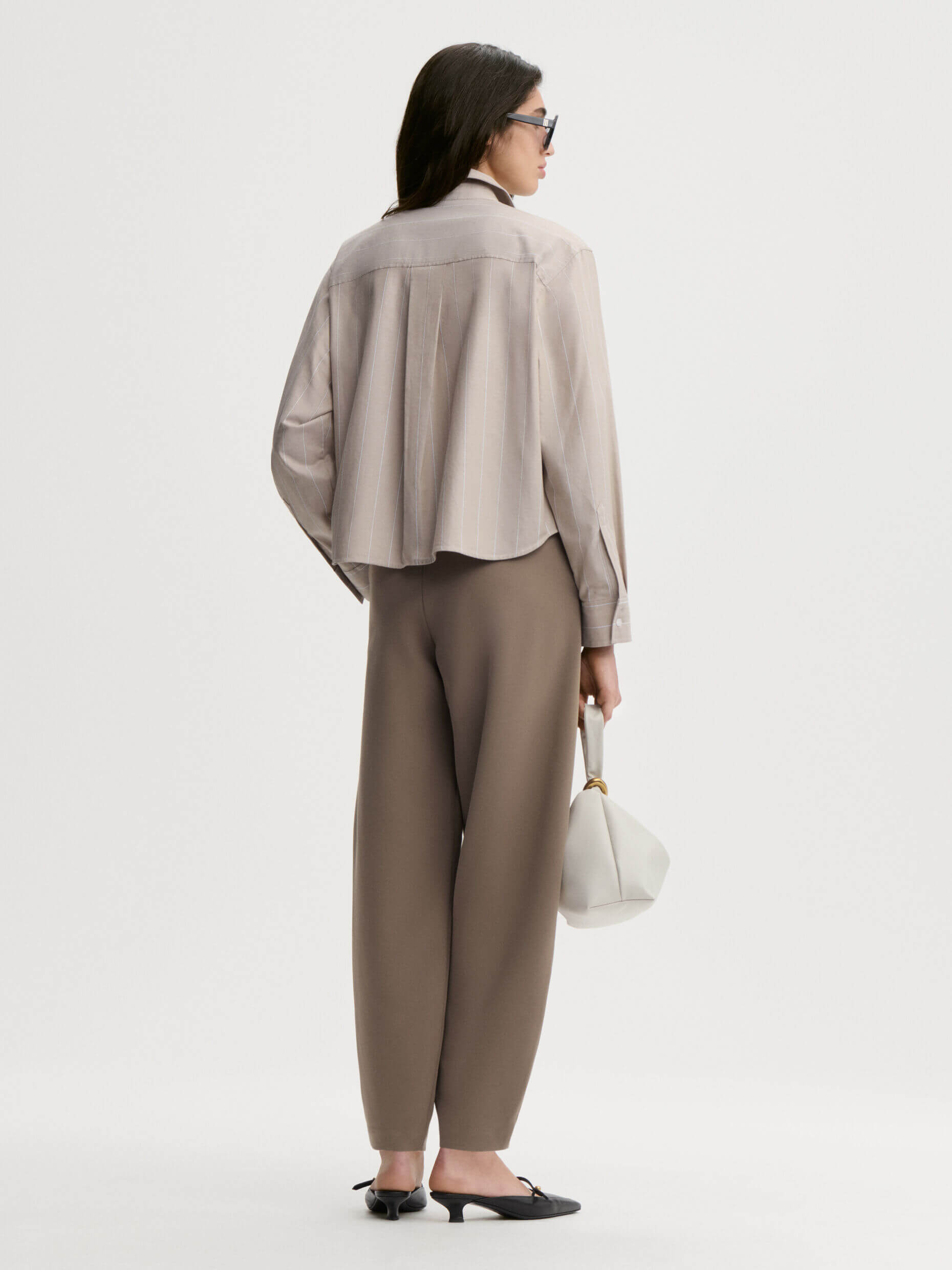 Audrey Cropped - Q4H