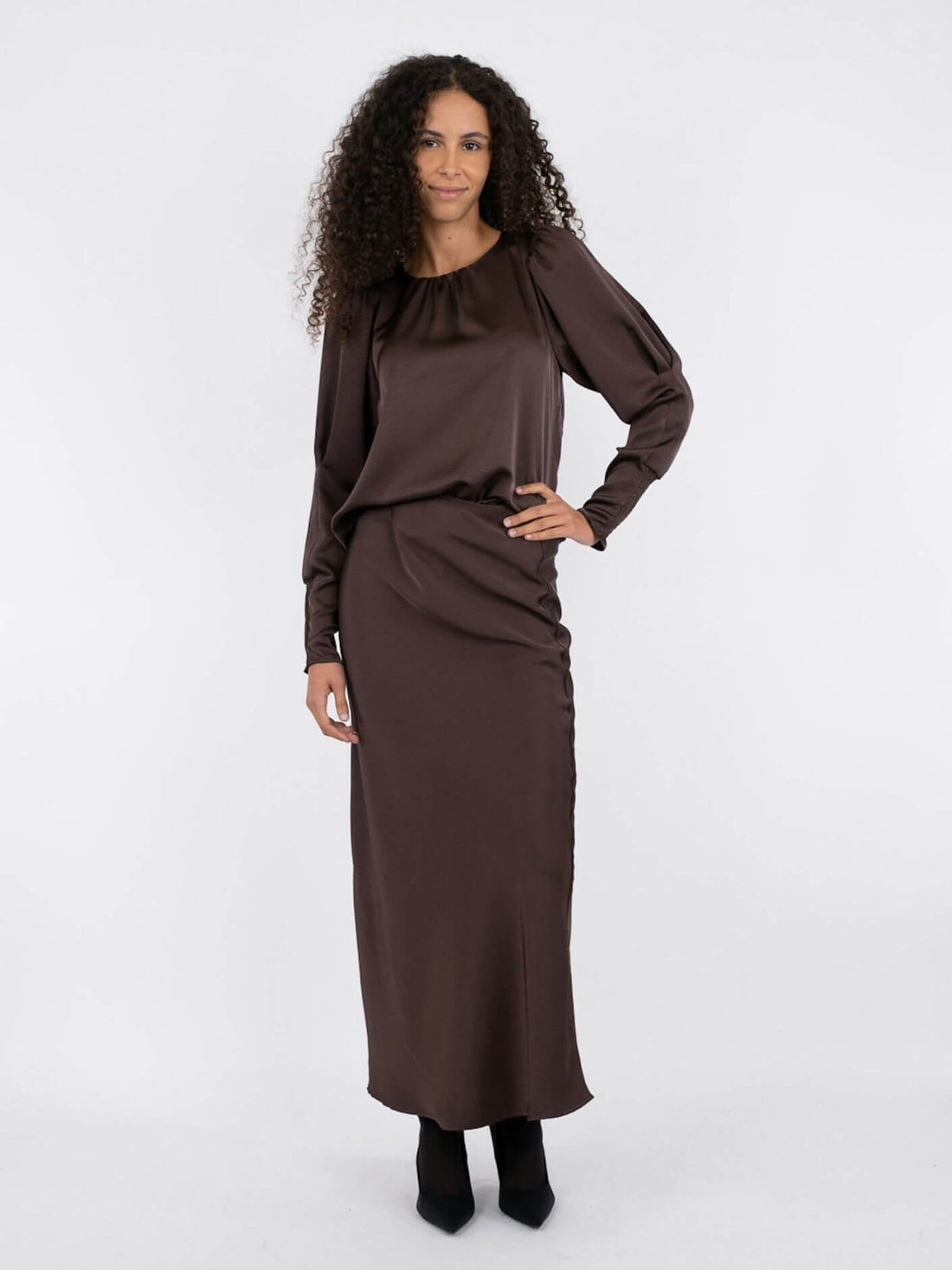 Vicky heavy sateen skirt - Dark Brown