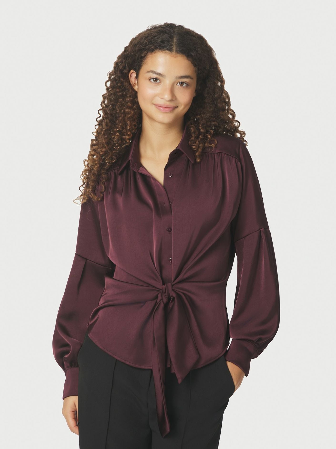 Naja Satin Shirt - Burgundy