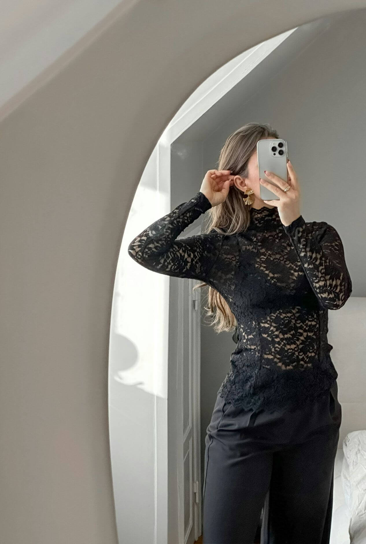 Liza Laceflower Blouse - Black