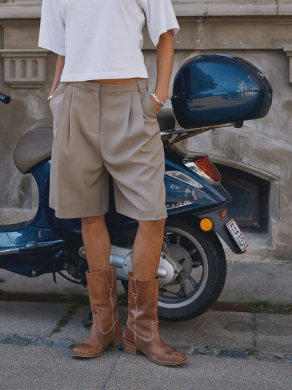 Nika Structure Shorts - Dark Taupe