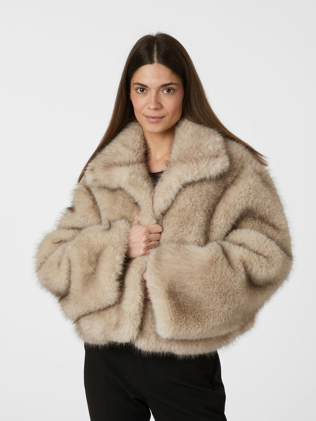 Steff Faux Fur Jacket - Beige