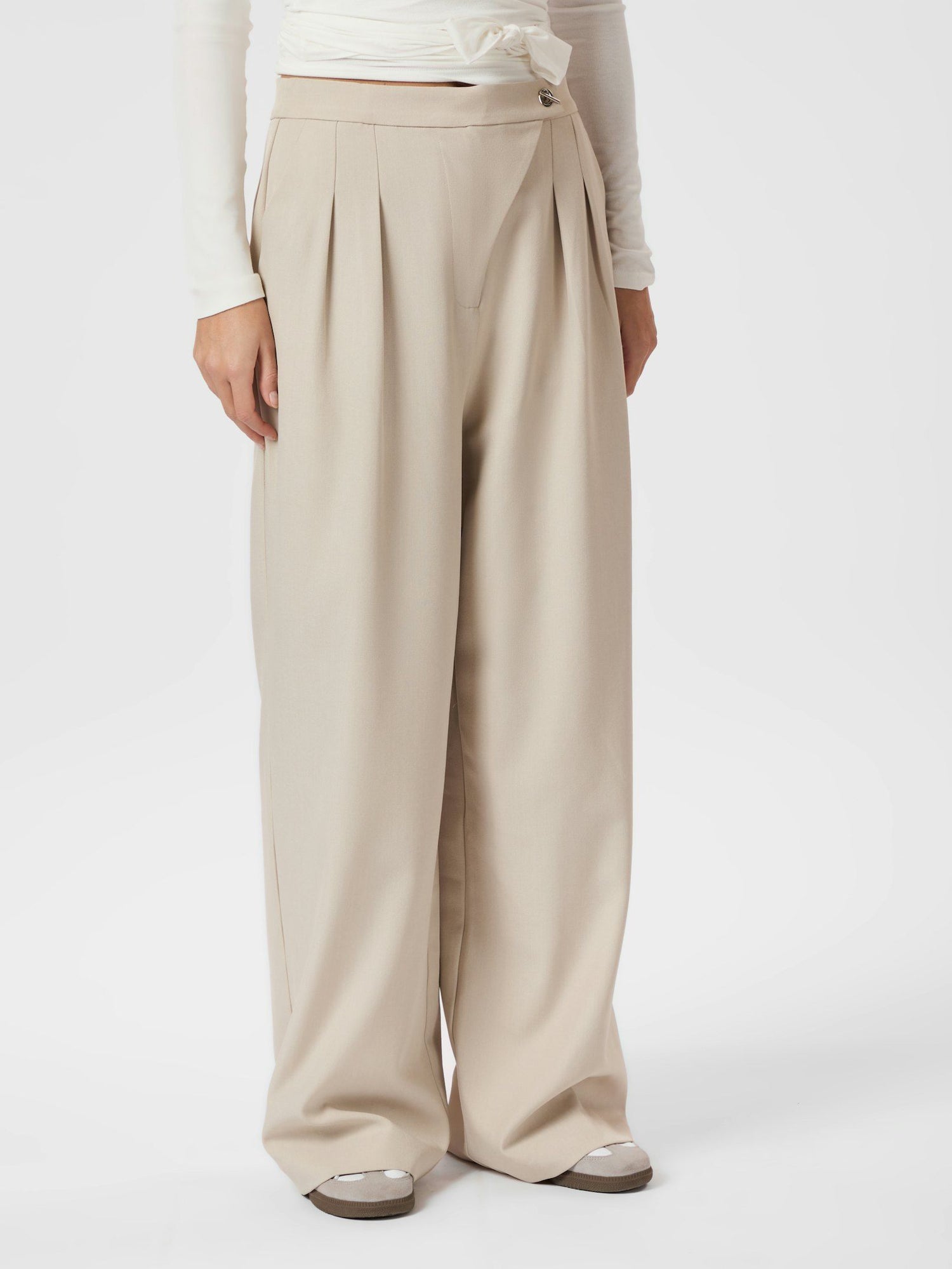 Zalka Eyelet Pants - Sand