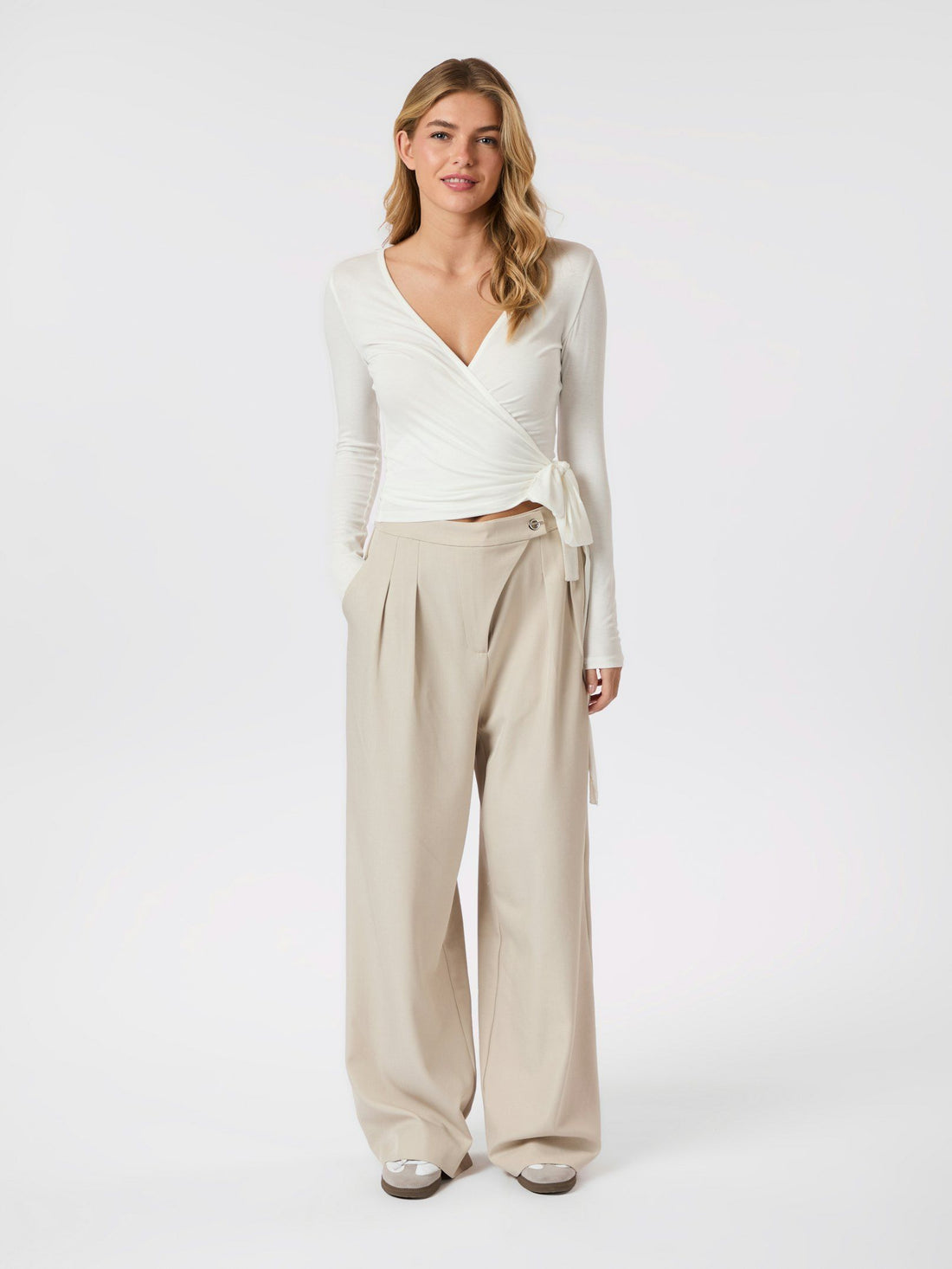 Zalka Eyelet Pants - Sand