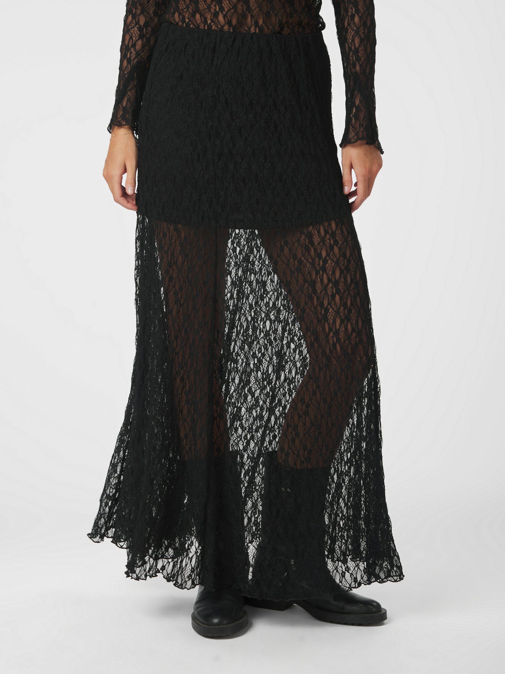Mariya Lace Skirt - Black
