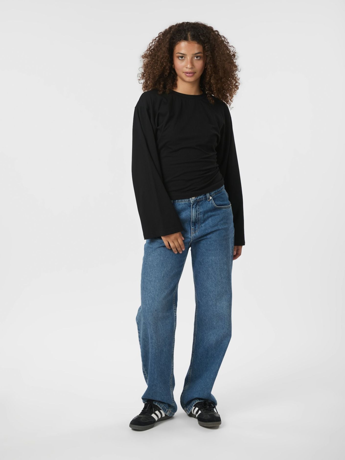 Paska Boxy Long Tee - Black