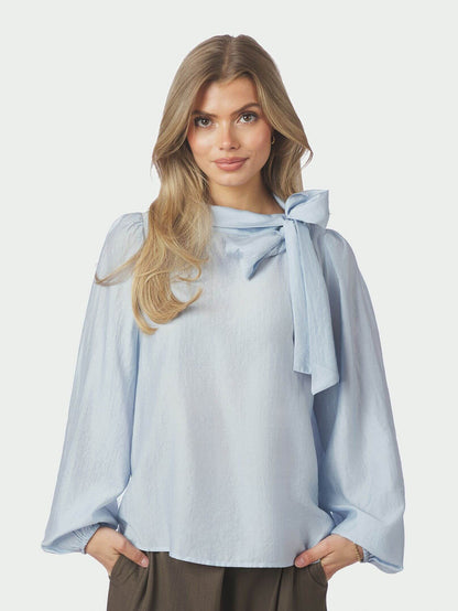 Selene Crisp Blouse - Light Blue