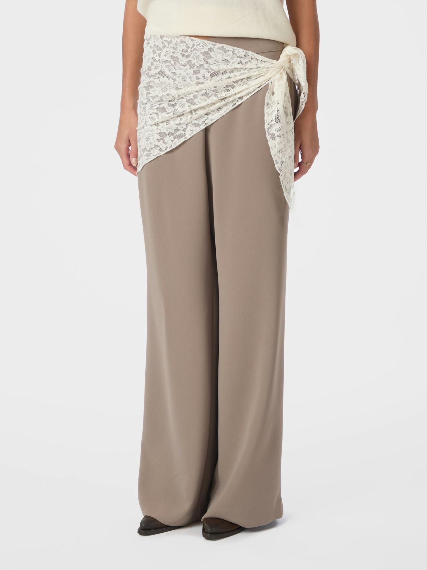 Serina Lace Scarf - Creme