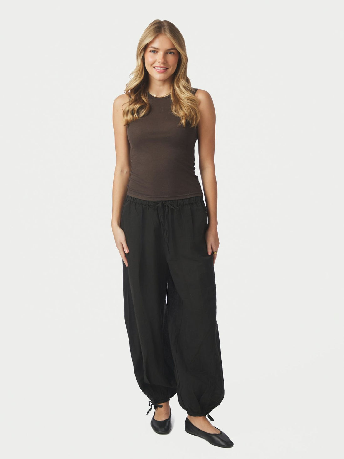Roxane Balloon Linen Pants - Black