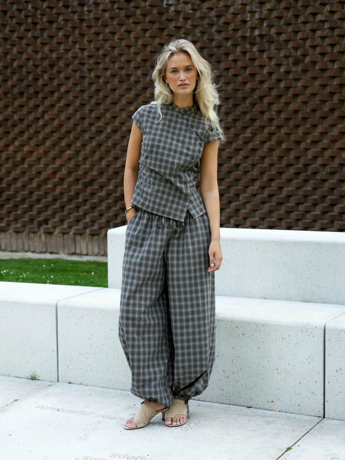 Roxane Balloon Checked Pants - Dusty Army