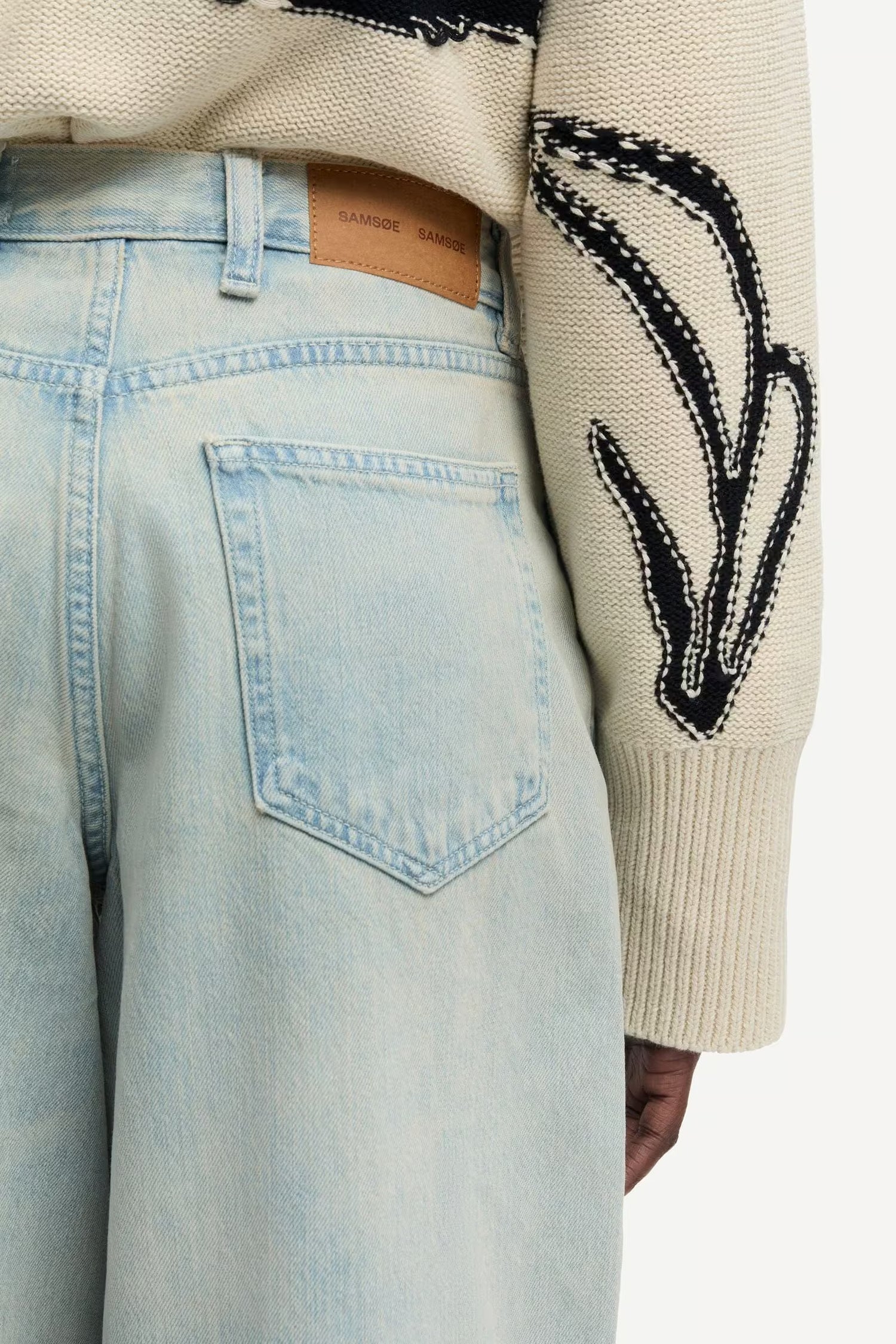 Saharper Jeans - Pale Cloud
