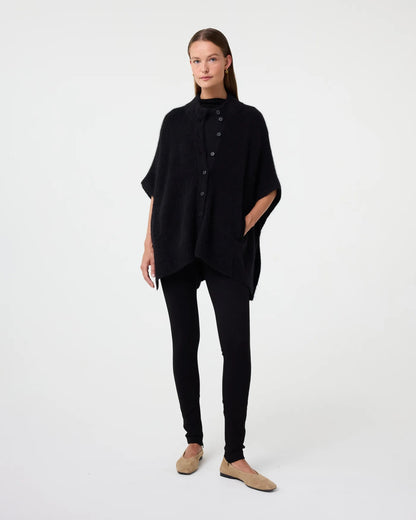 Pleunie Poncho - Black