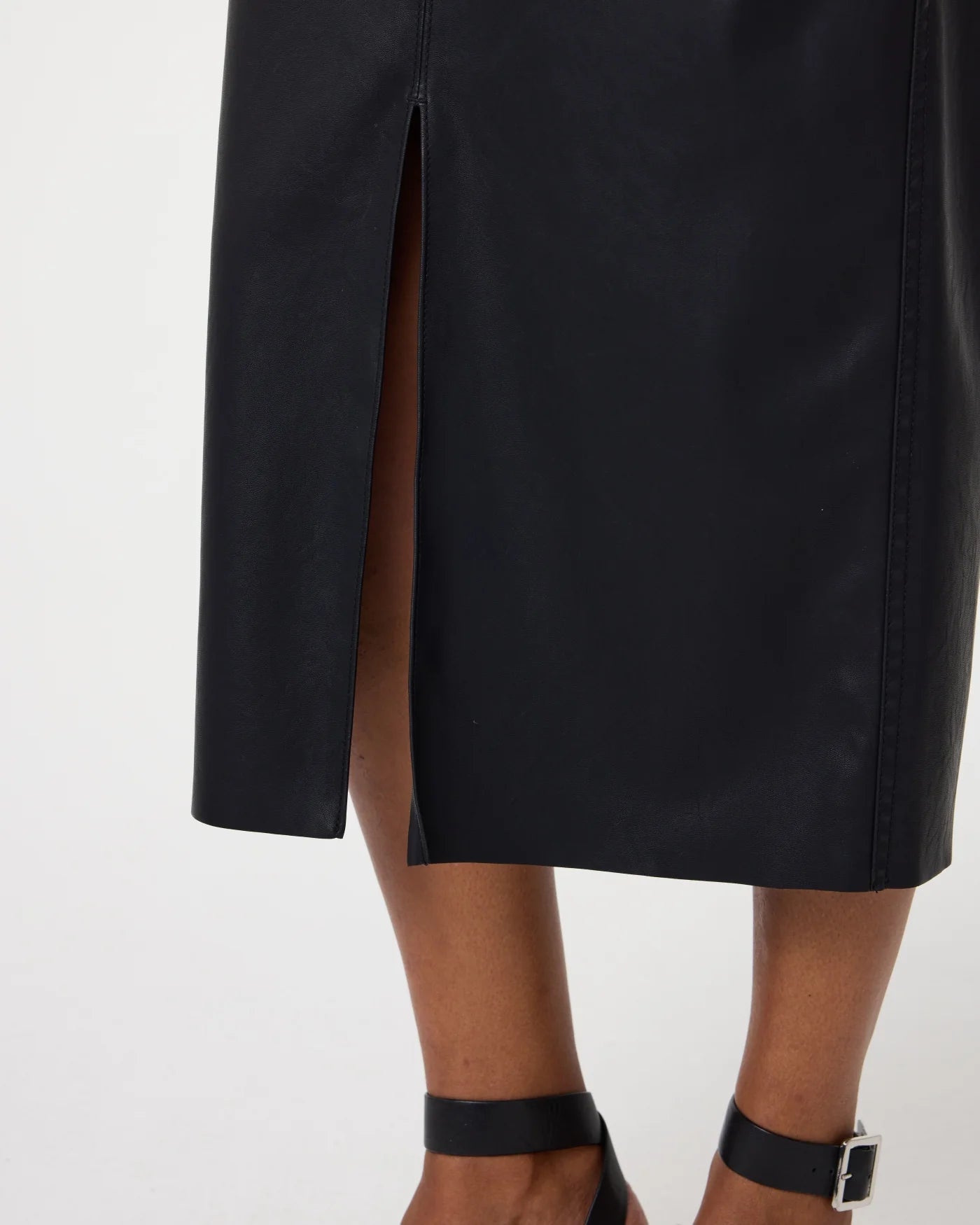 Pogy Skirt - Black