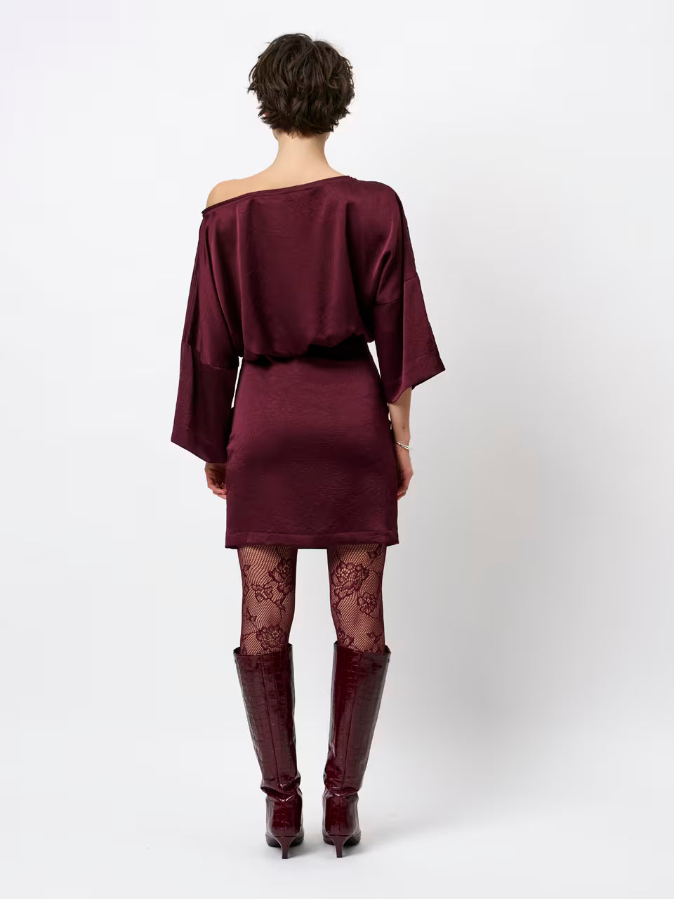 Maven Kimono Sleeve Dress - Mulberry Red