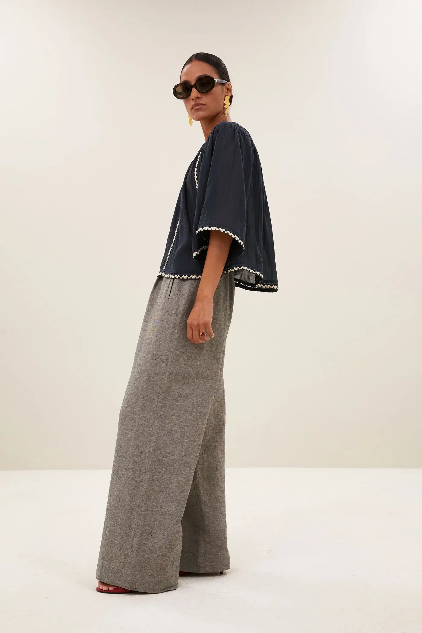 Emmi Embroidery Blouse - Charcoal