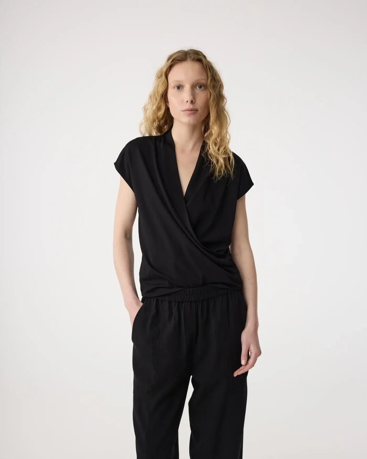 Jet Top - Black
