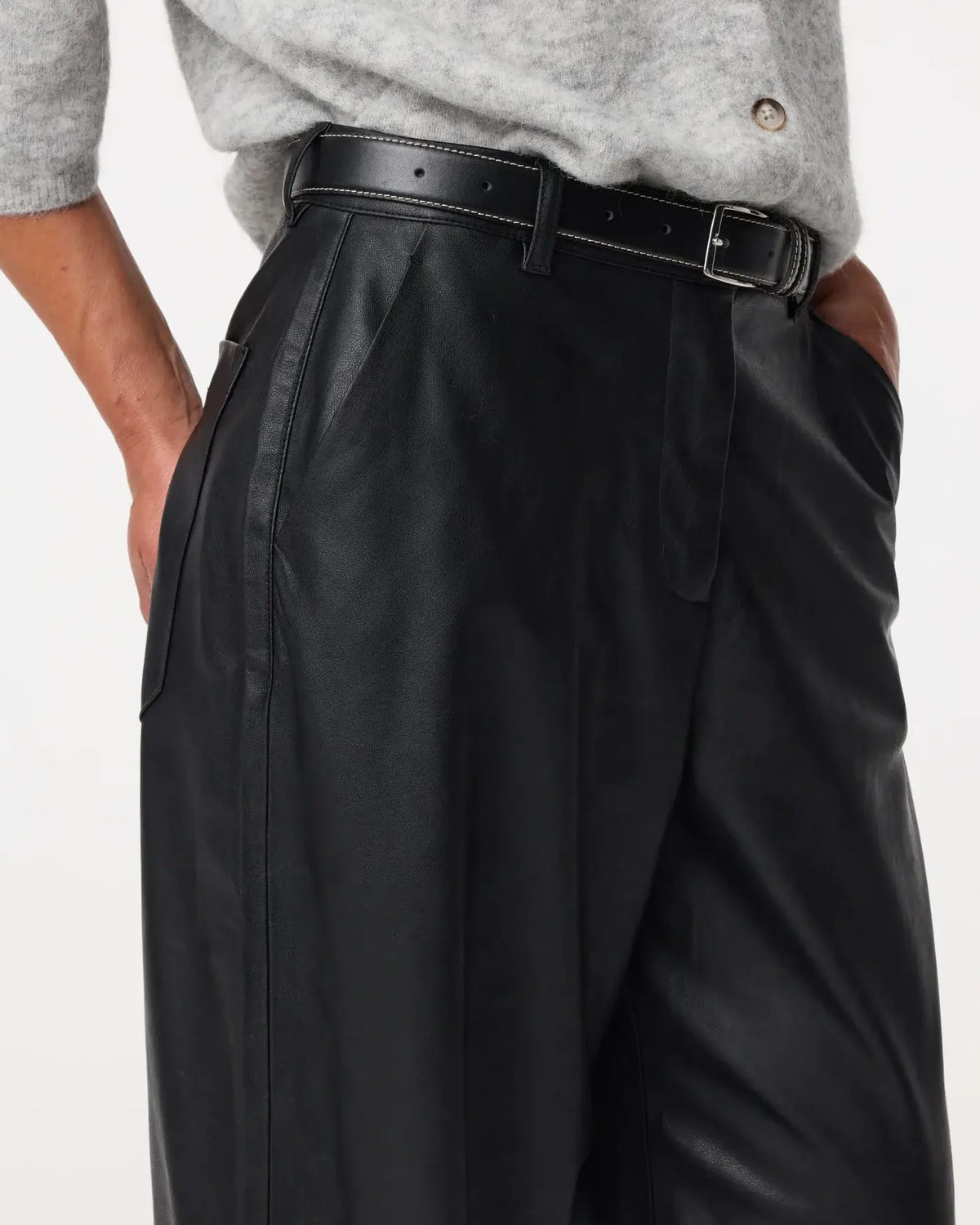 Alba Hose – Schwarz