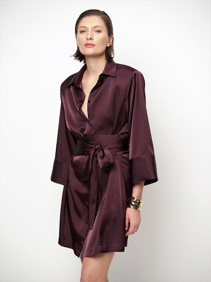 Noanne Satin-Hemd-Wickelkleid – Dark Plum
