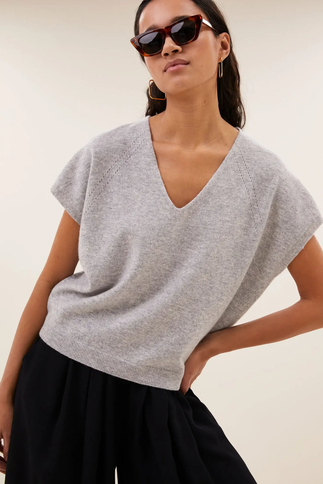 Sil V-Neck Pullover - Grey Melee