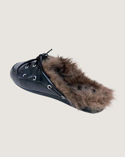 Boot-Loafer Pantolette aus haarigem Fell - Schwarz