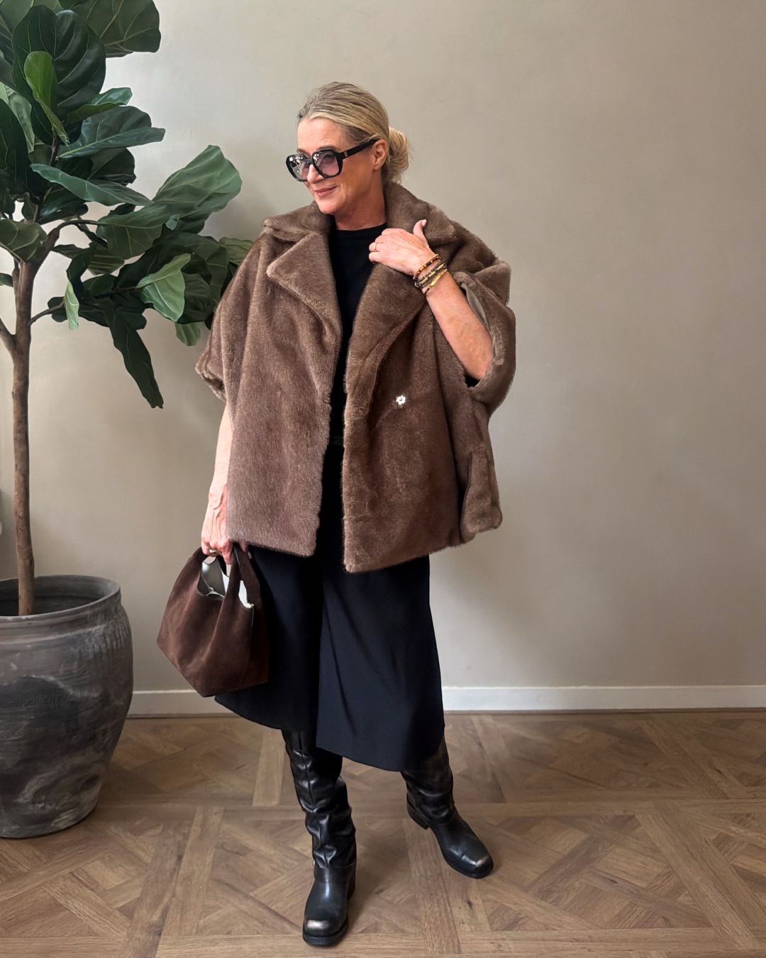 Ally Faux-Nerzjacke – Dunkelbraun/Olive