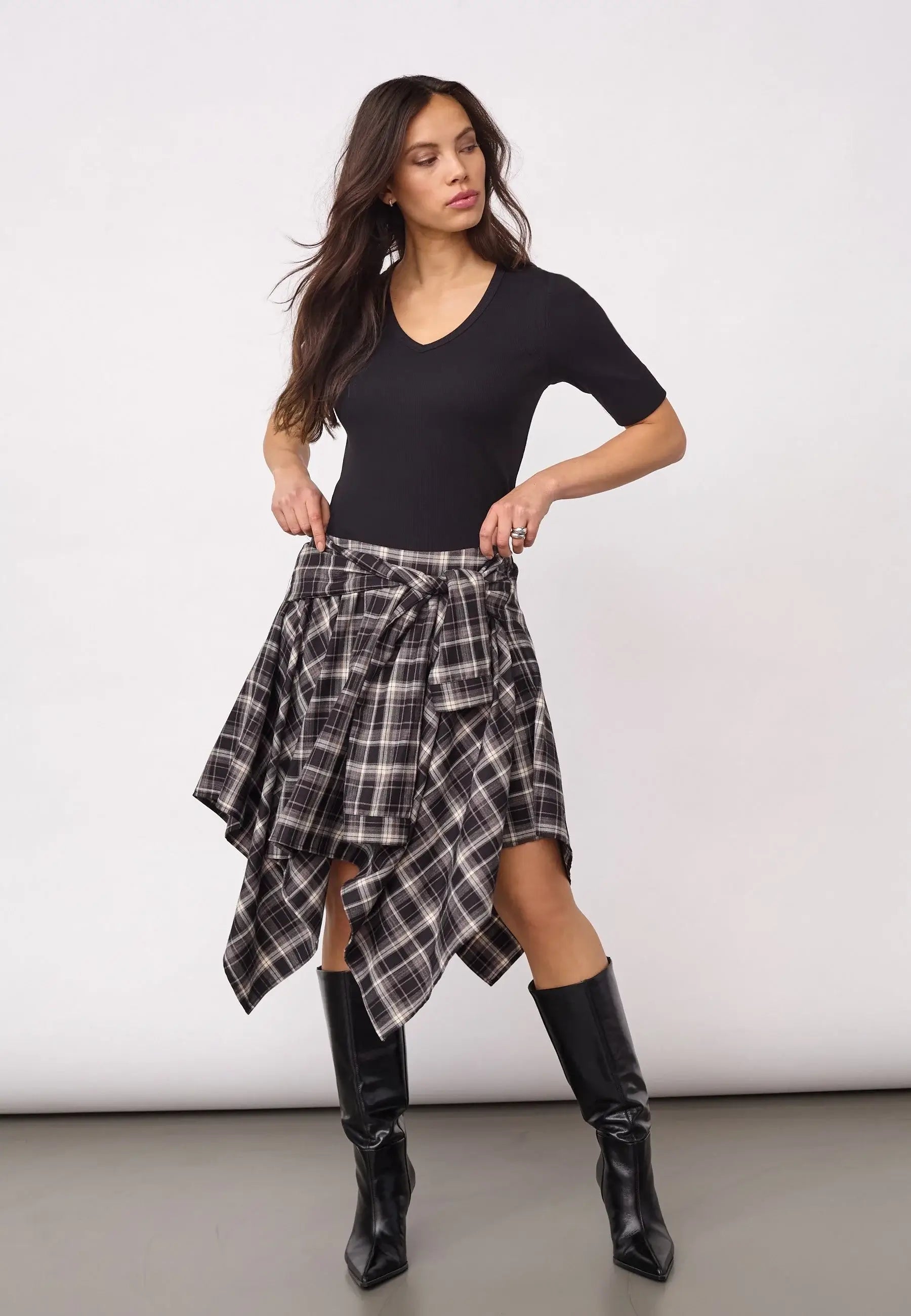 DagnyCC Check Tie Skirt - Black