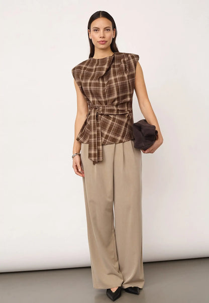 DagnyCC Check Pleat Top - Brown