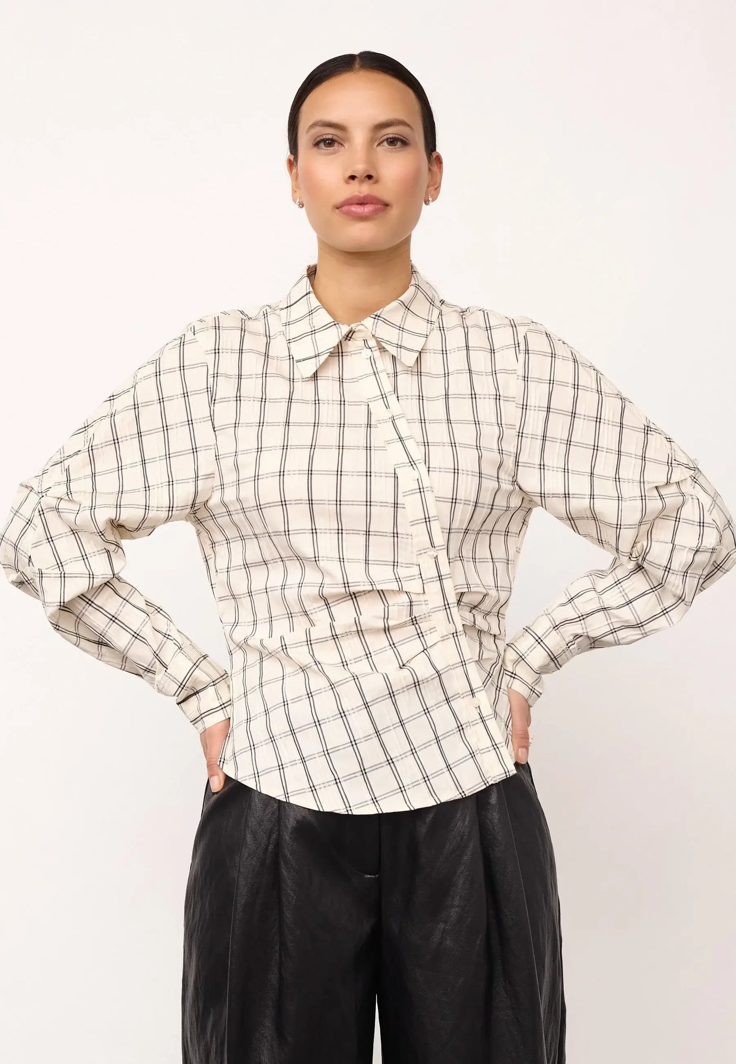 BisoCC Asym Check Shirt - Off White