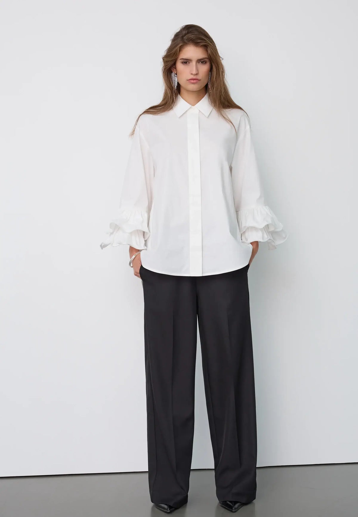 HalenCC Flare Shirt - White