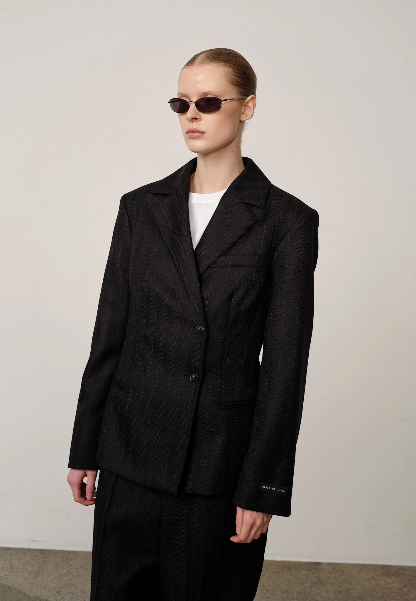 Sailor Wool fitted blazer - Black pinstrip