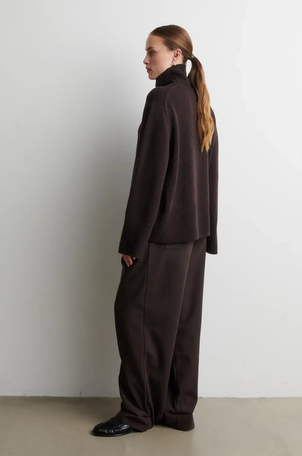 Alpha Knit Rollkragenpullover – Dunkelbraun Melange