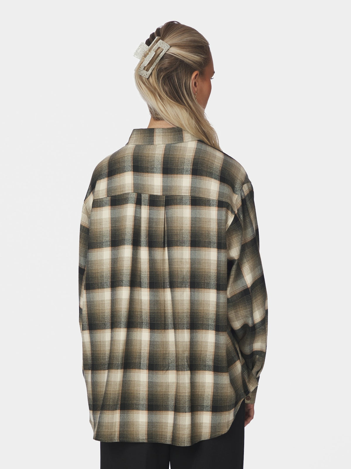 PRE-ORDER Dalma Flannel Check Shirt - Army | LEVERING EIND OKT / BEGIN NOV
