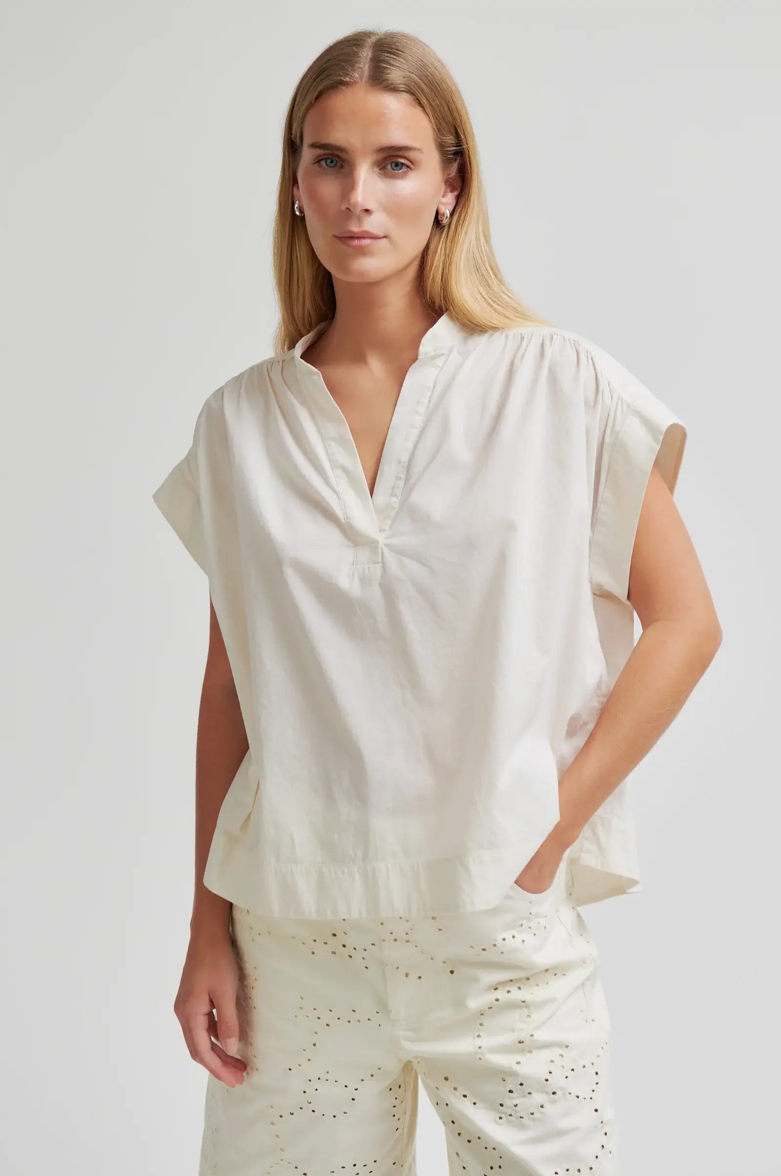 Avida Oversize Top - Eggnog
