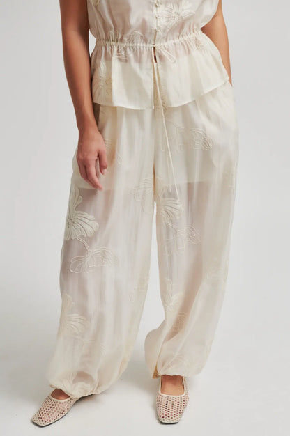 Vira Trousers - Soft Beige