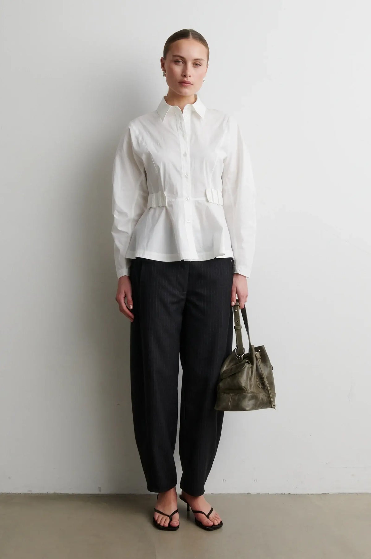 Vienne Barrel Trousers – Dunkelgrau Melange