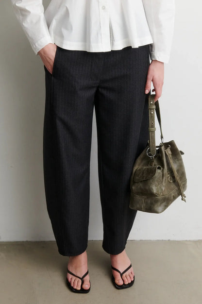 Vienne Barrel Trousers – Dunkelgrau Melange