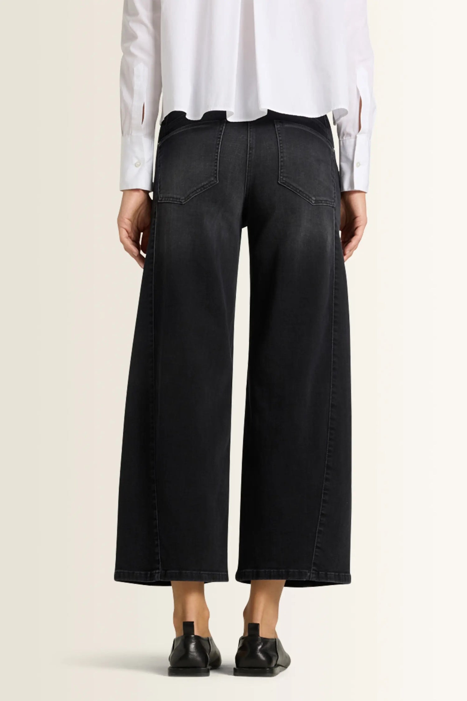 Orla - Urban Black Wash