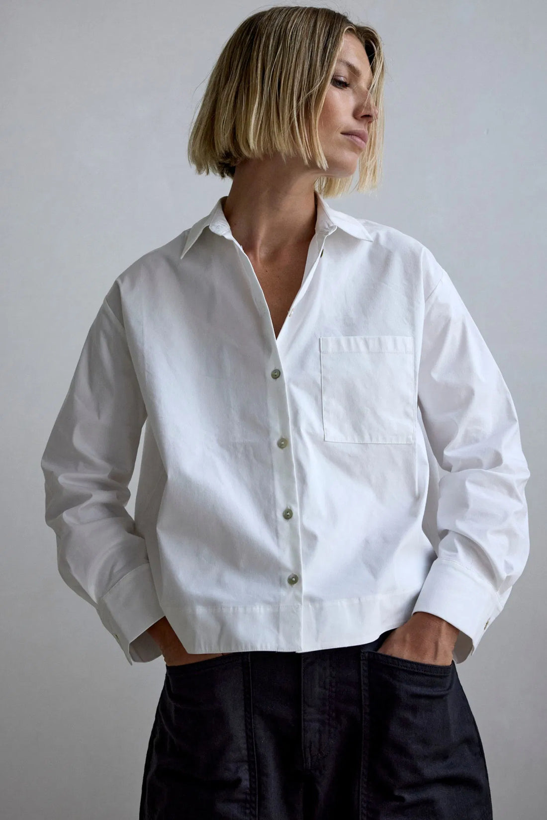 Amedee - White