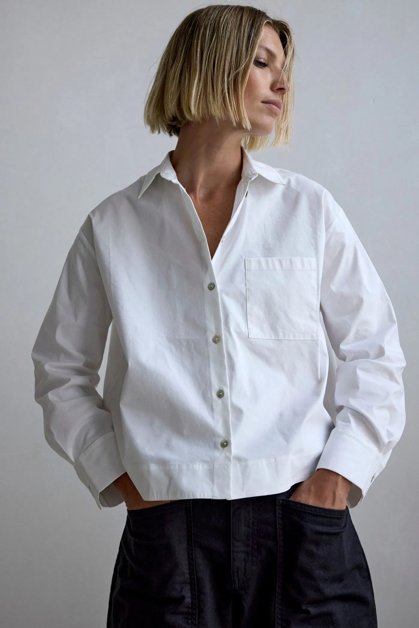 Amedee - White