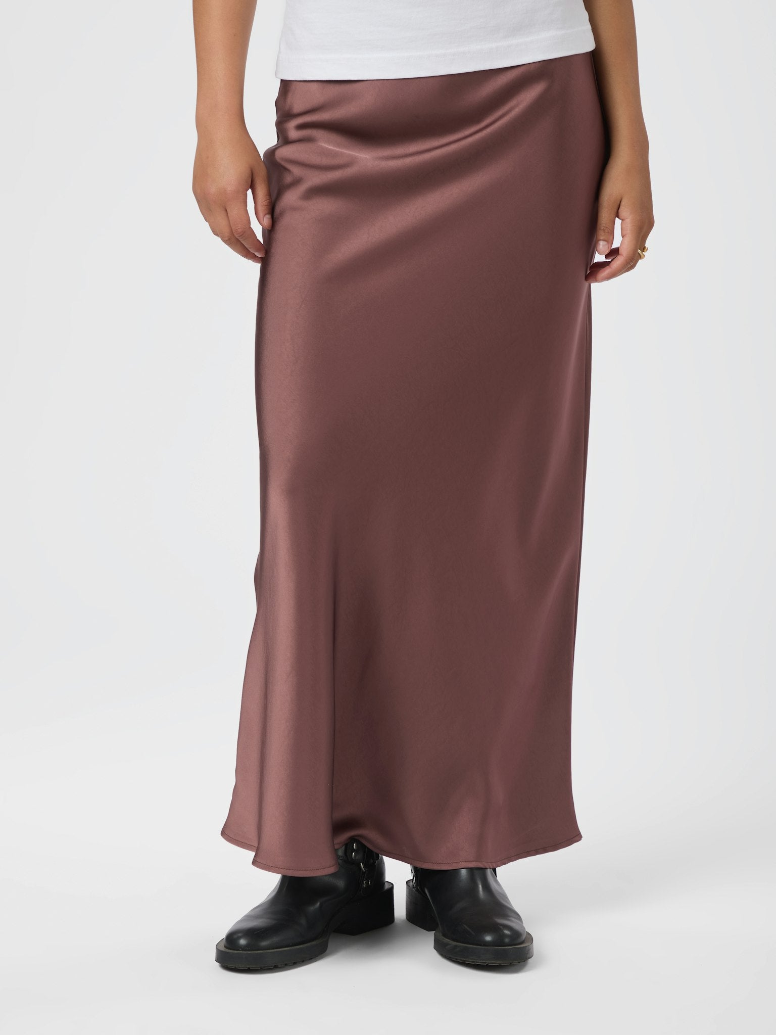 Vicky Heavy Sateen Rock - Dark Rose