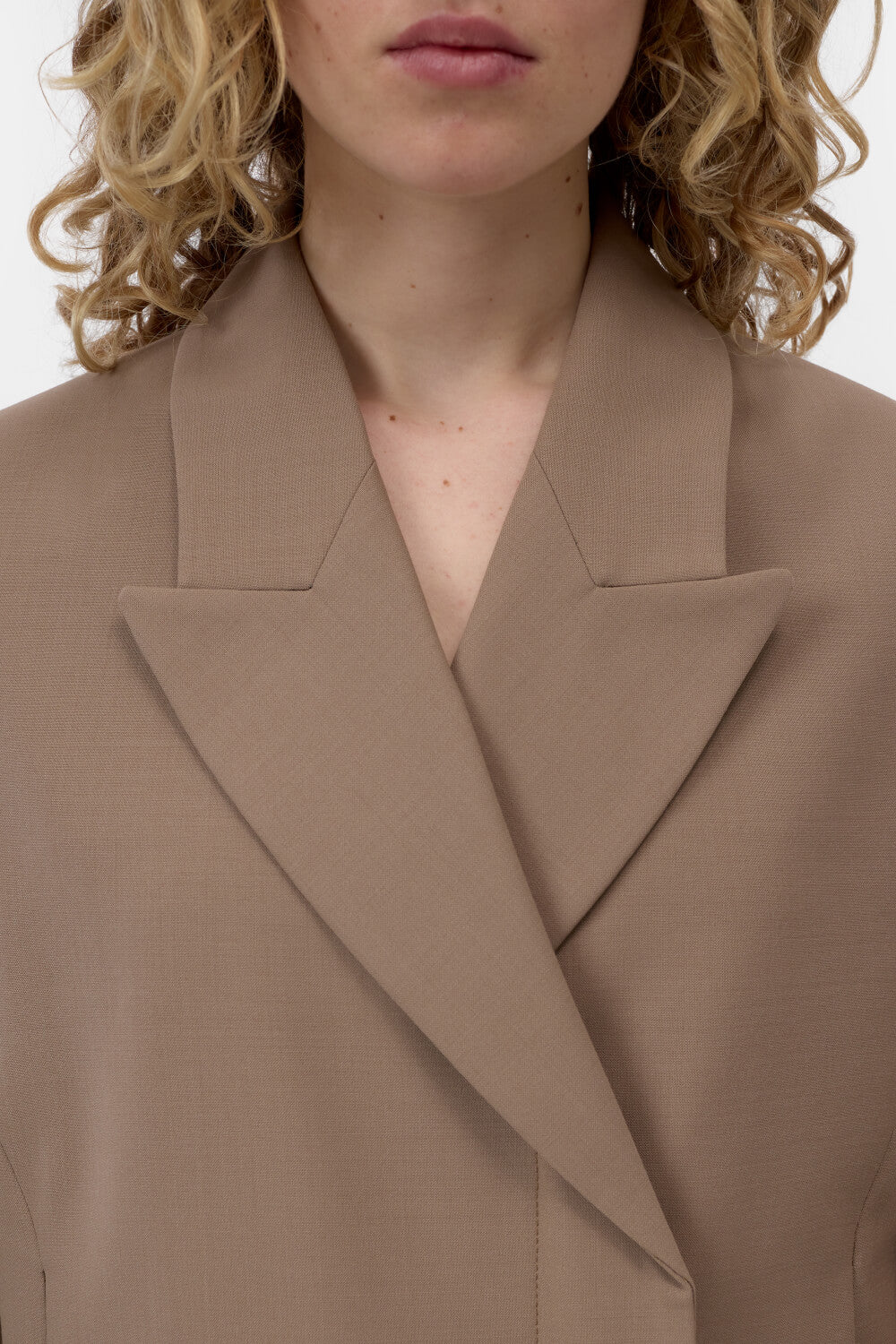 Cropped Blazer - Hazel Beige