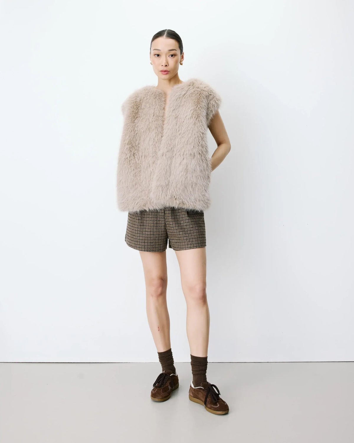 Fake Fur Gilet - Greige