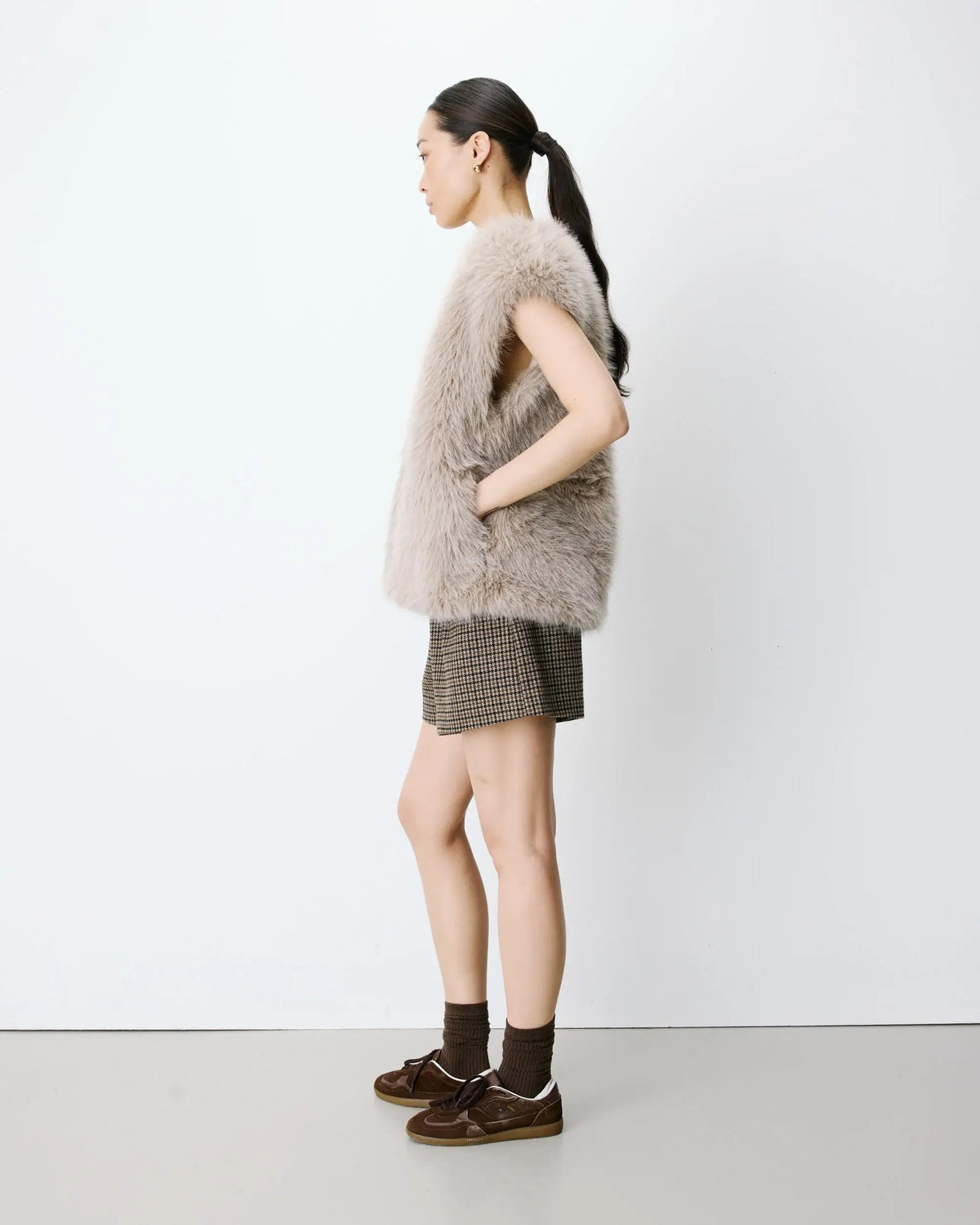Fake Fur Gilet - Greige