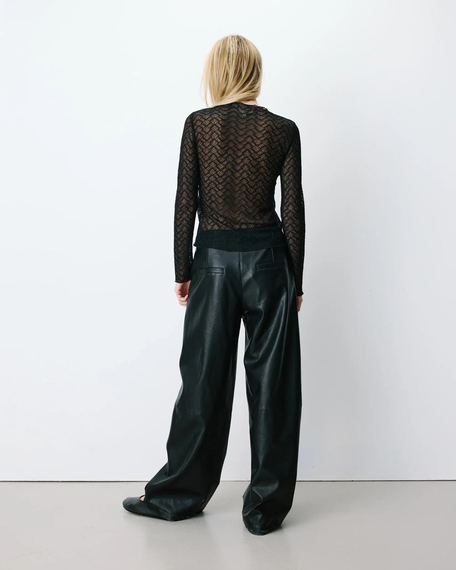 Layer Lace Top - Black