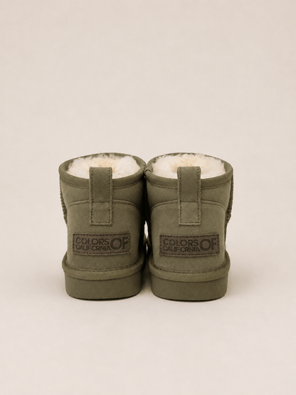 Kurzer Lammfellstiefel aus Veloursleder – Olivgrau