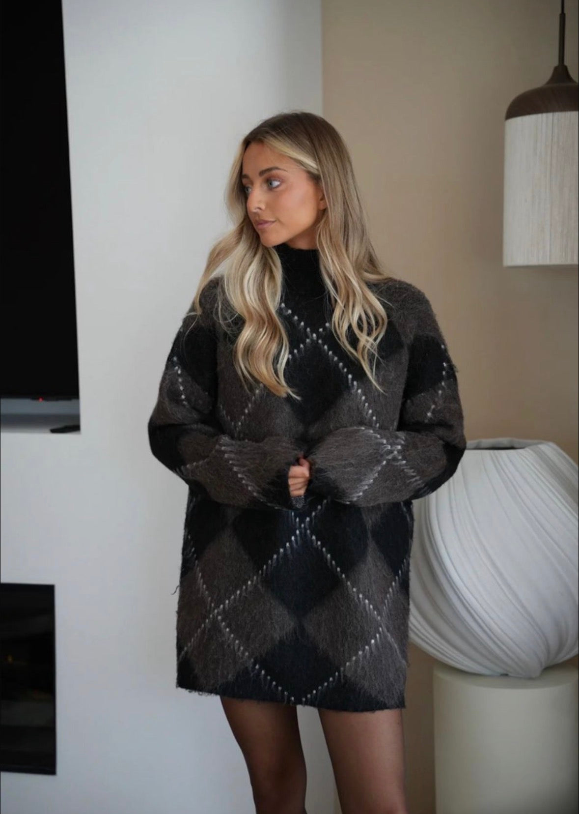 Ivy Check Knit - Black/Grey