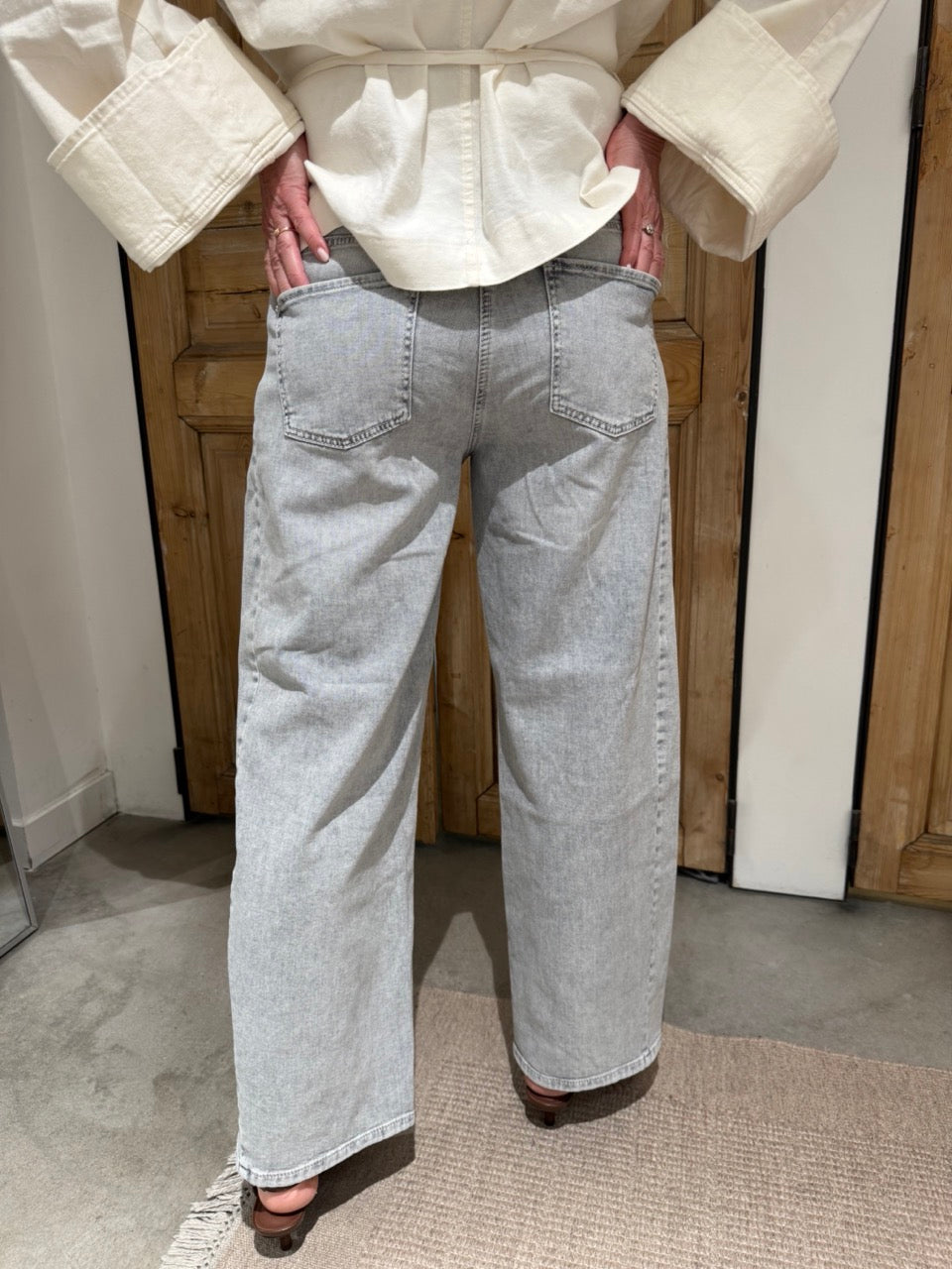 Oria - Lefthand Bleached Used