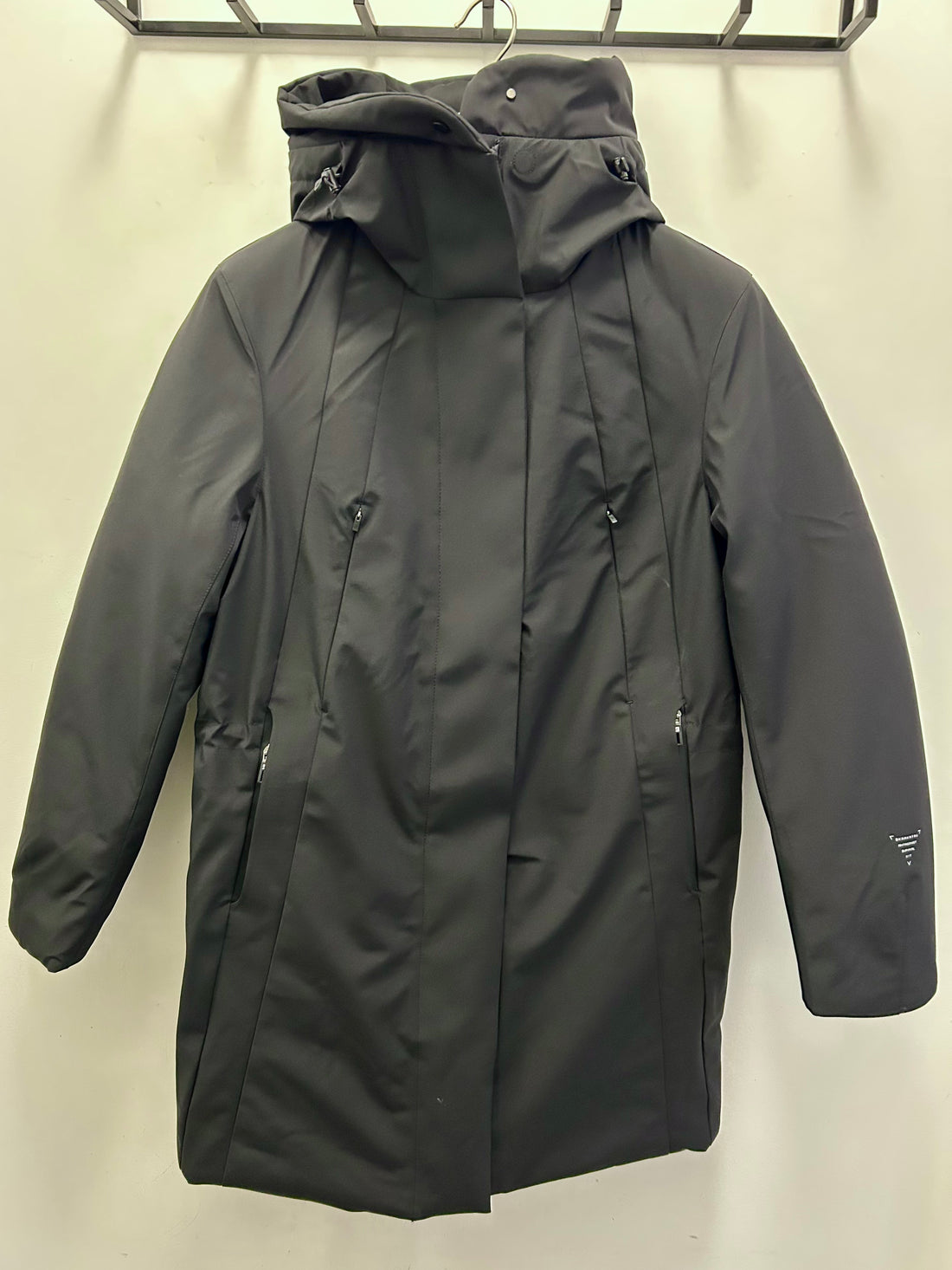 Qw542 - Black